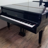 piano acústico cauda Vila Regente Feijó piano acústico cauda Vila Regente Feijó